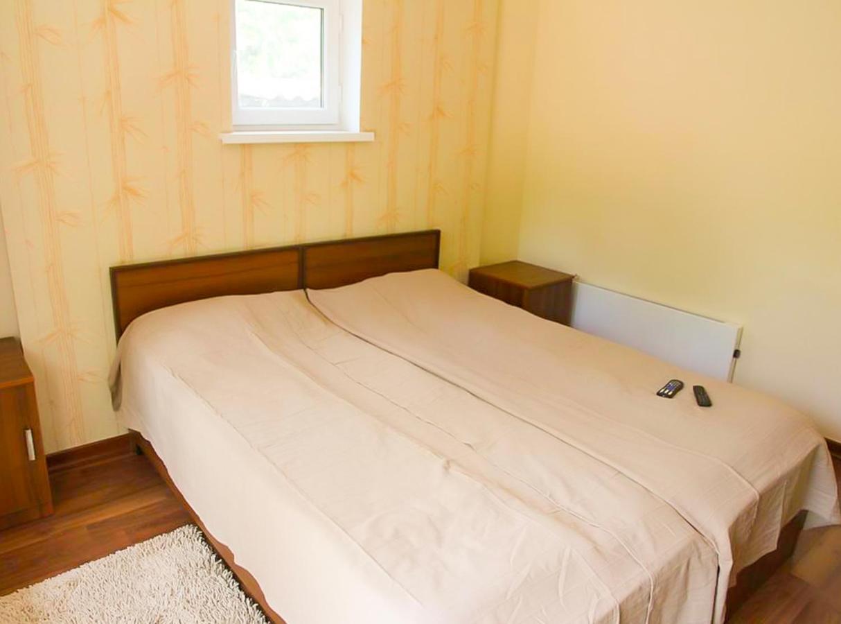 Guest House Leto Dolinka Екстериор снимка