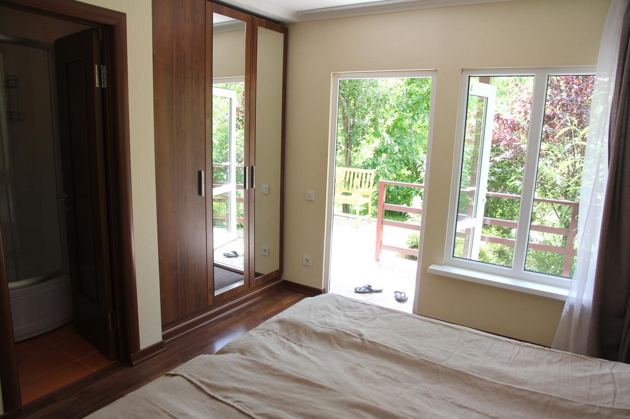 Guest House Leto Dolinka Екстериор снимка