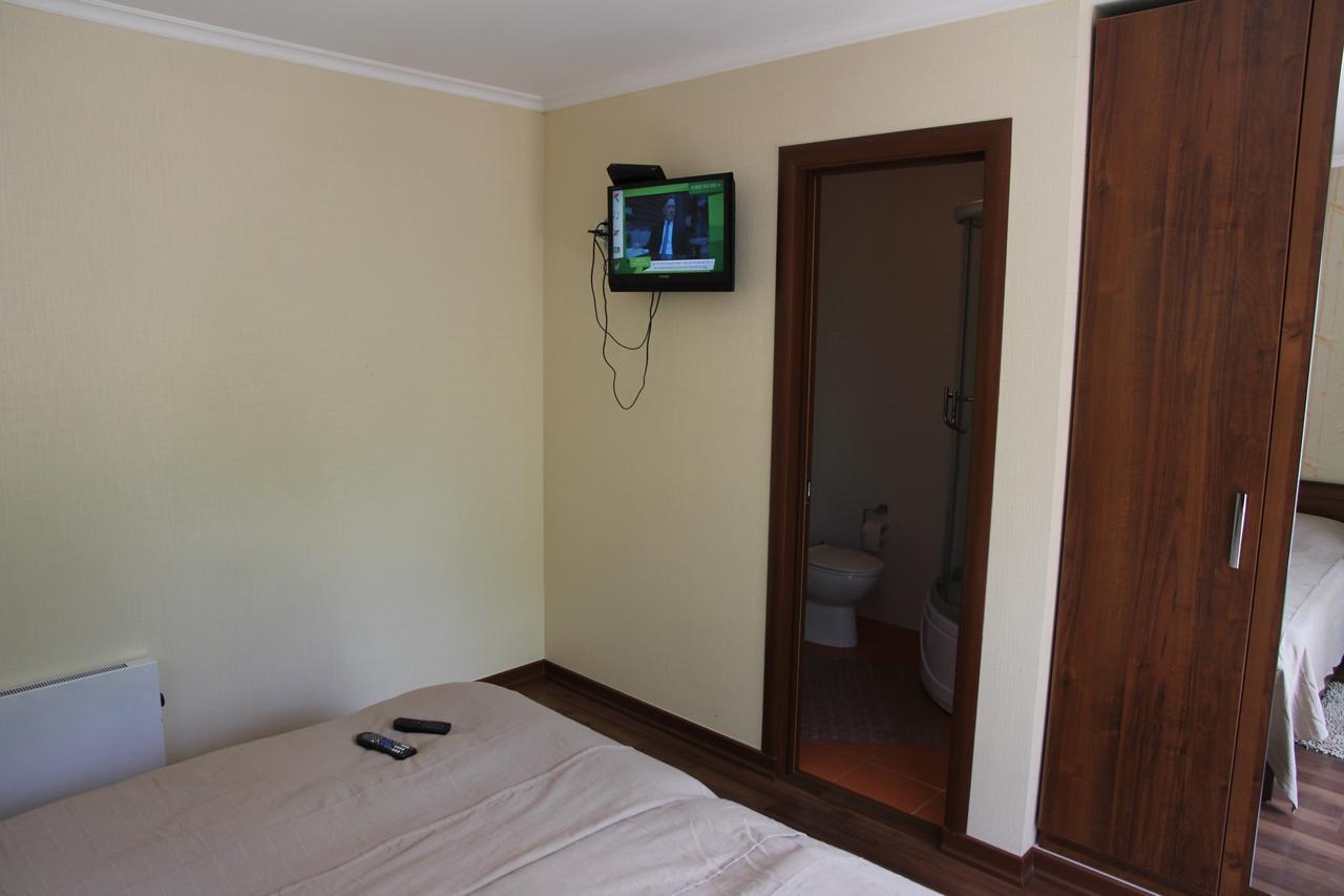 Guest House Leto Dolinka Екстериор снимка